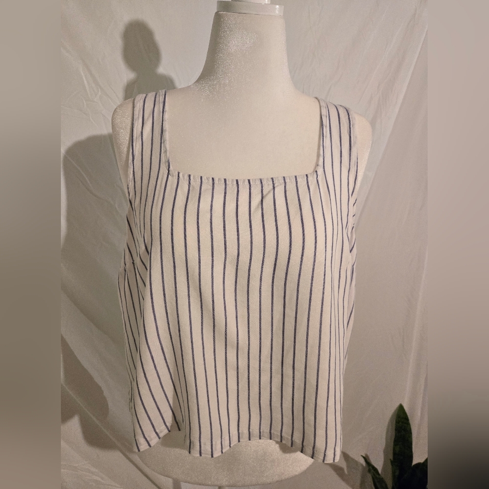 Time &Tru Navy Striped Square Neck Tank Top